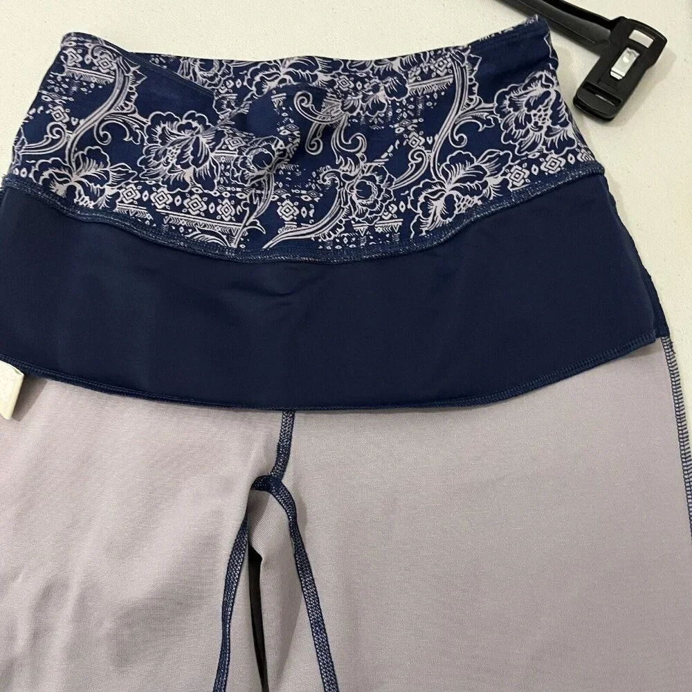 Soft Surroundings Athletic Floral Leggings Full Length Tummy Panel Blue Size PXS